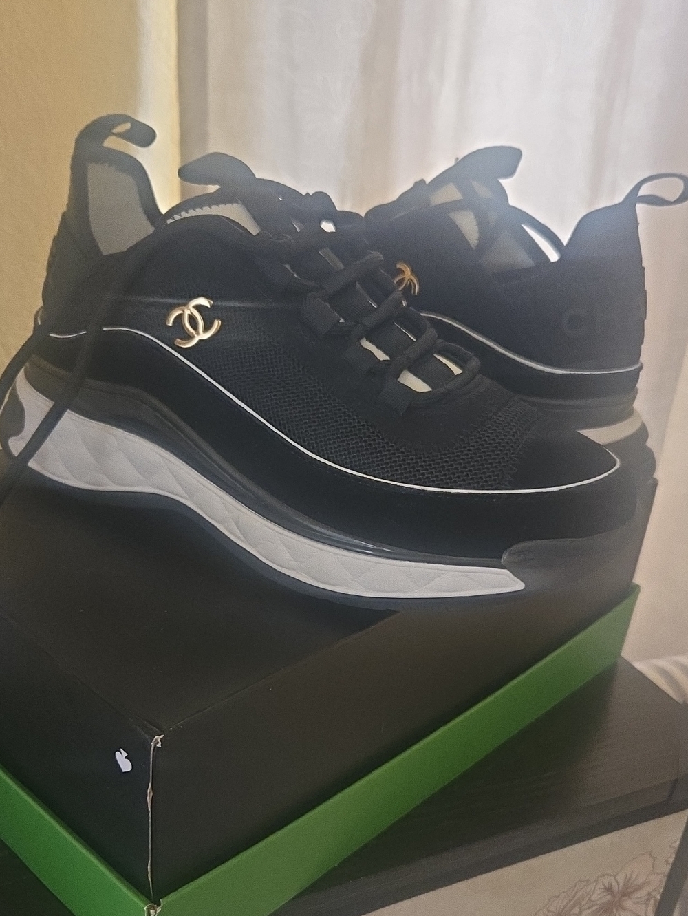 👟Black and White Platform Brand New Sneakers with Gold CC Accent